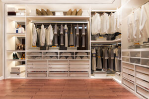 En walk-in-closet