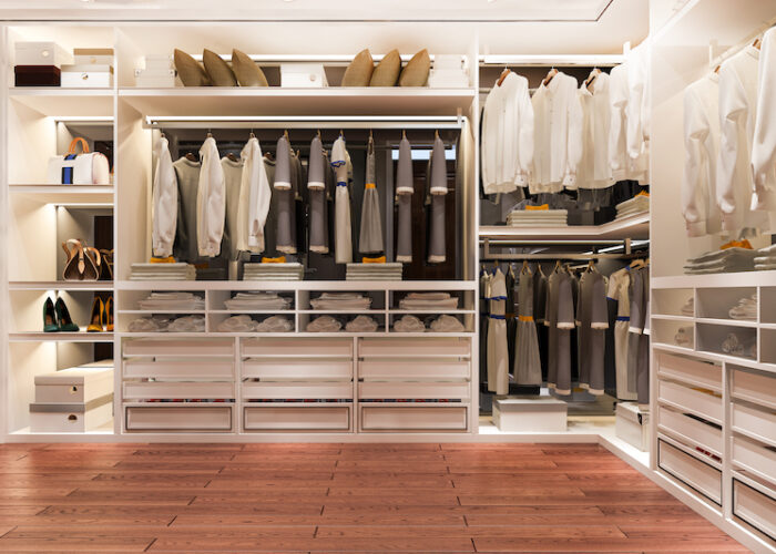 En walk-in-closet