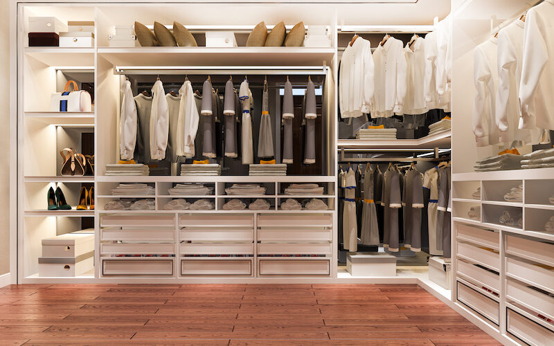 En walk-in-closet